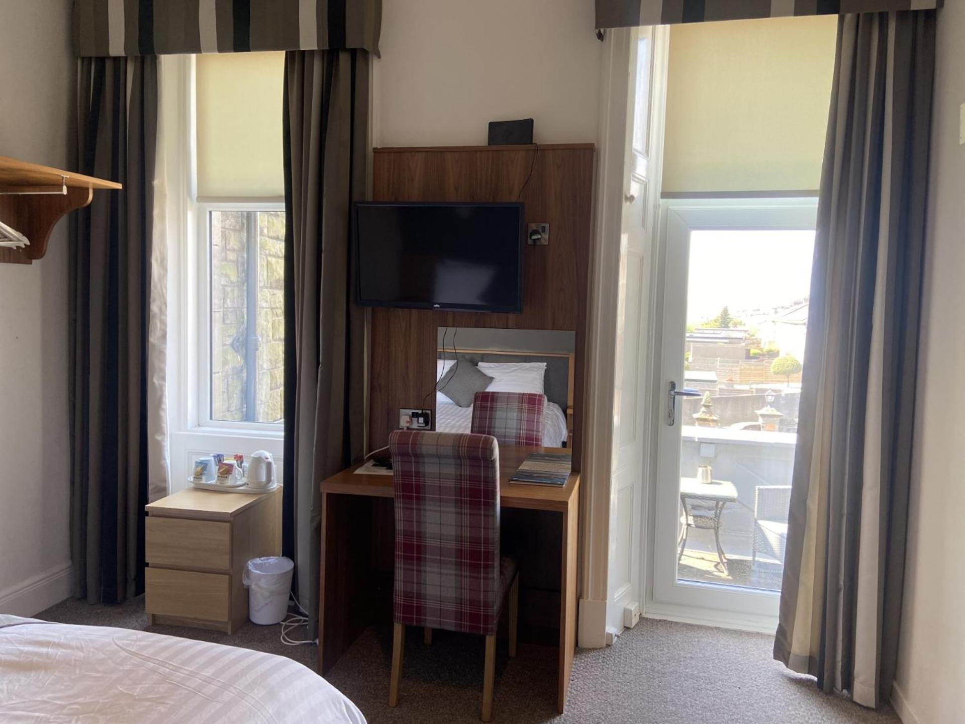 The Strathearn Hotel Dysart エクステリア 写真