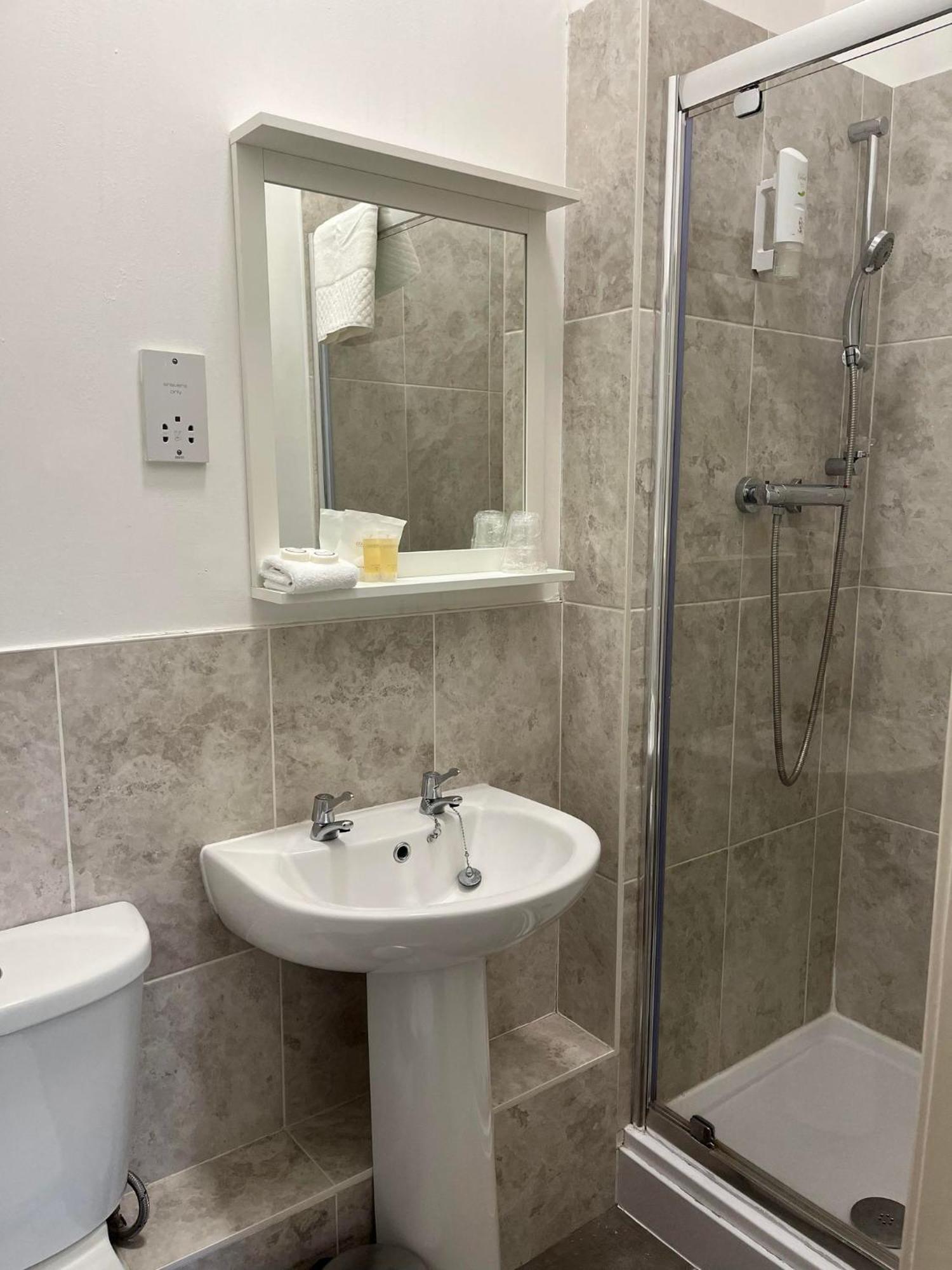 The Strathearn Hotel Dysart エクステリア 写真