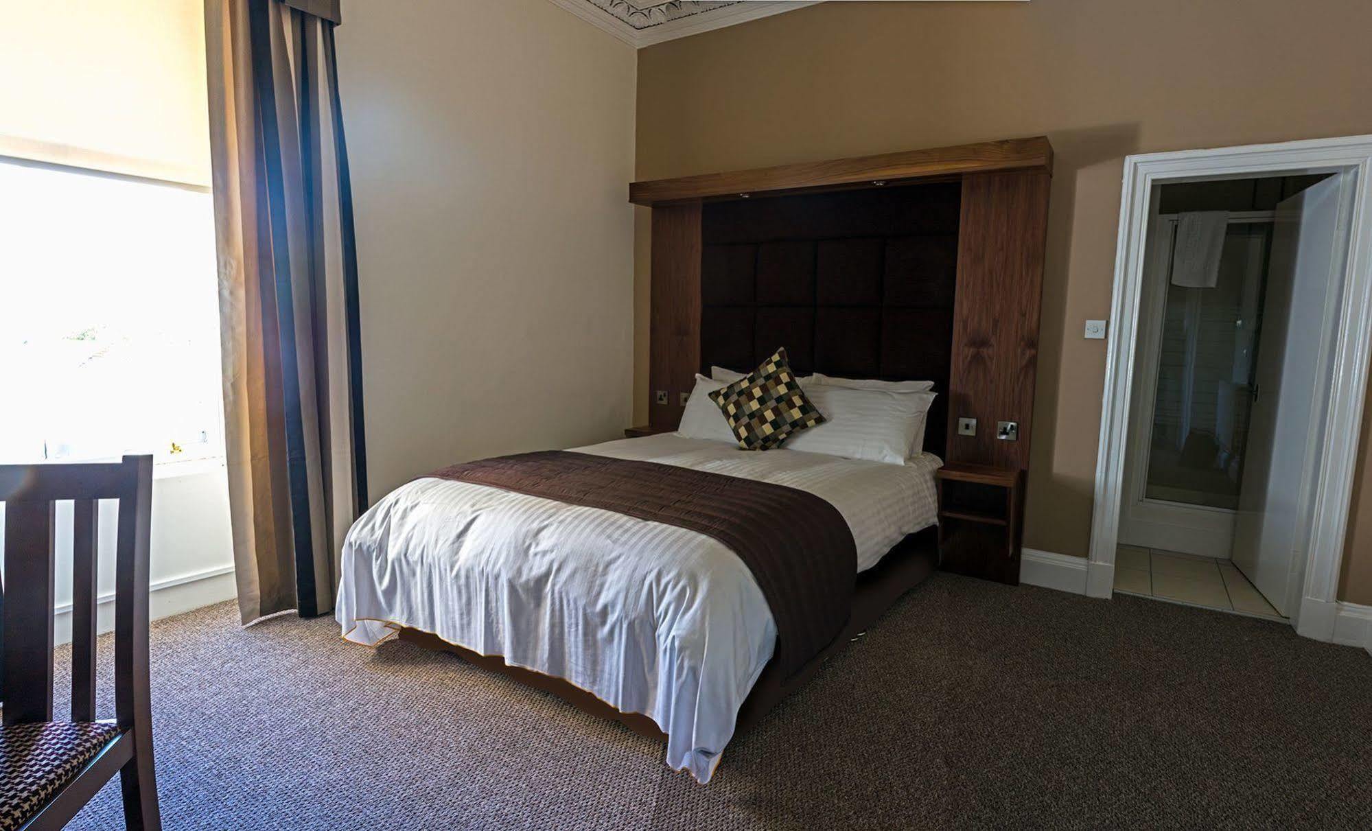 The Strathearn Hotel Dysart エクステリア 写真